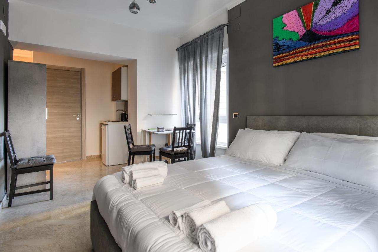 Borgo Santa Lucia B&B 나폴리 외부 사진