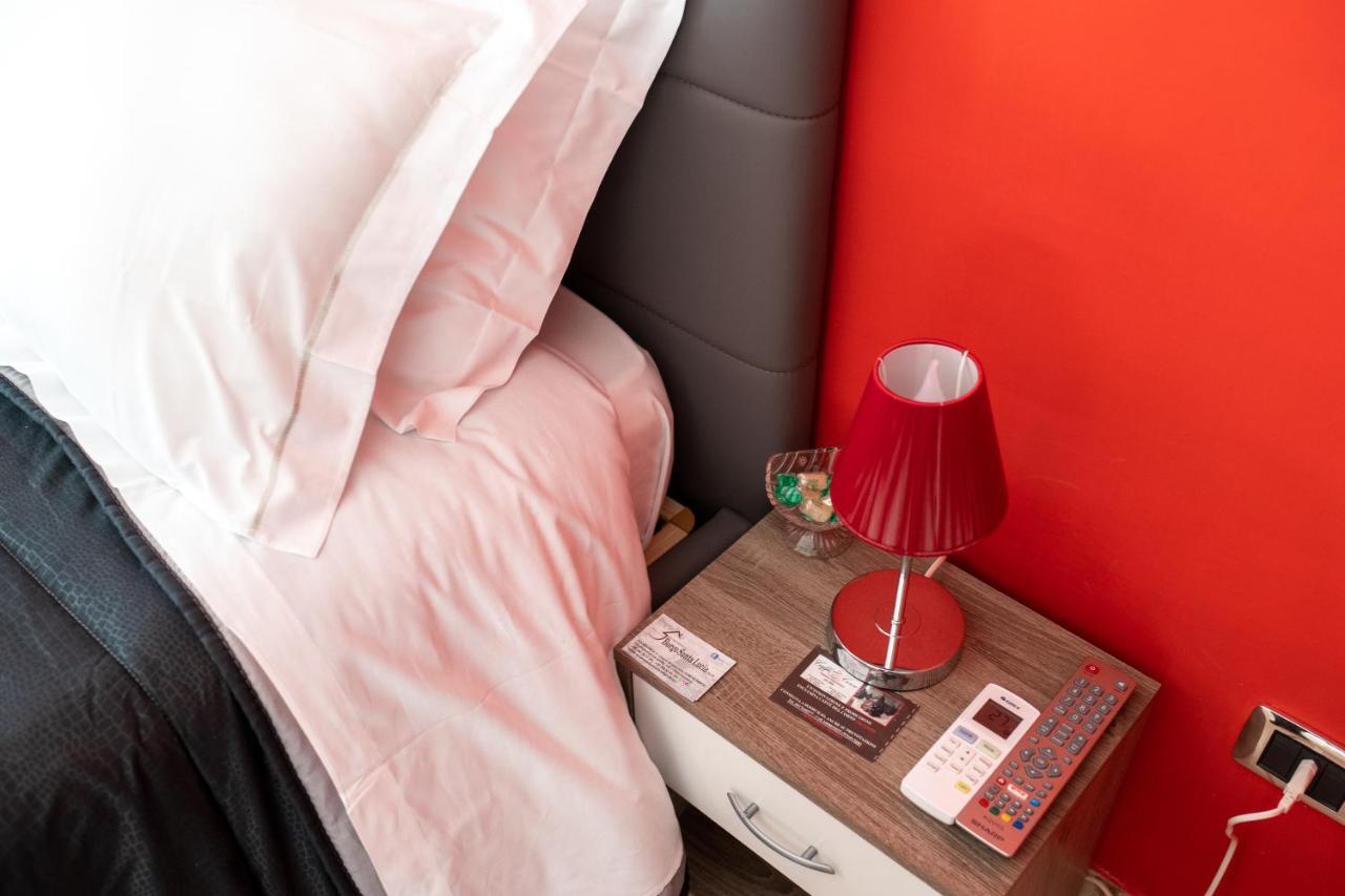 Borgo Santa Lucia B&B 나폴리 외부 사진